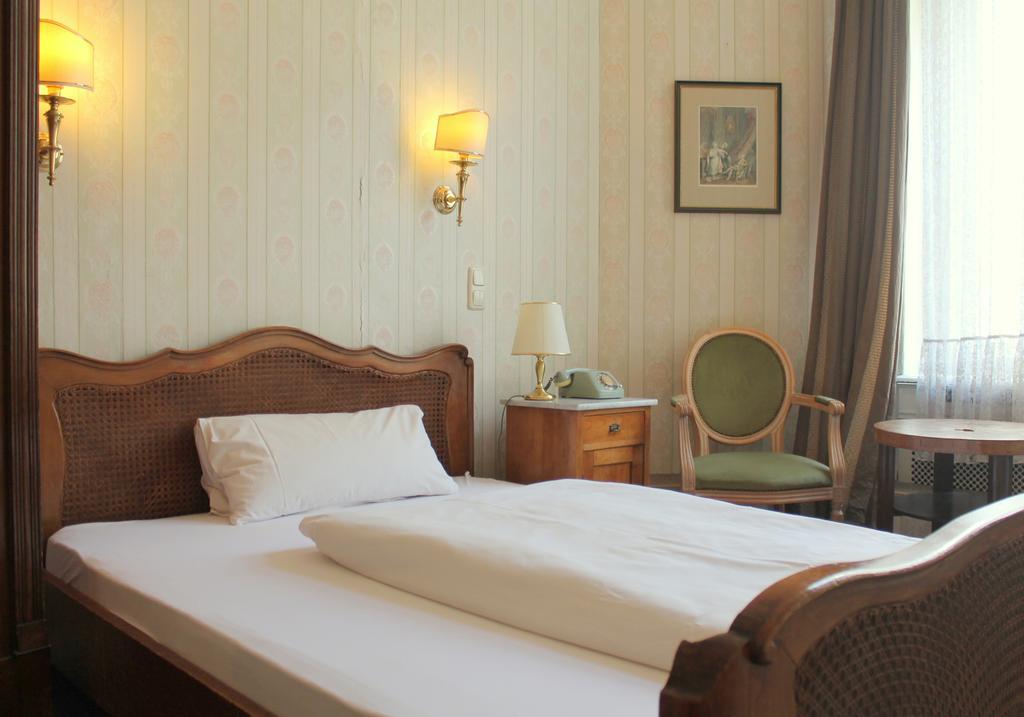 Hotel-pension Funk Am Kurfürstendamm 3* Berlin