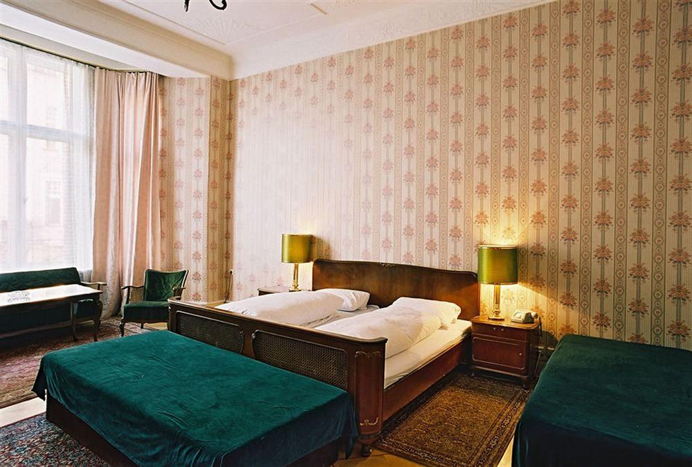 Hotel-pension Funk Am Kurfürstendamm 3* Berlin