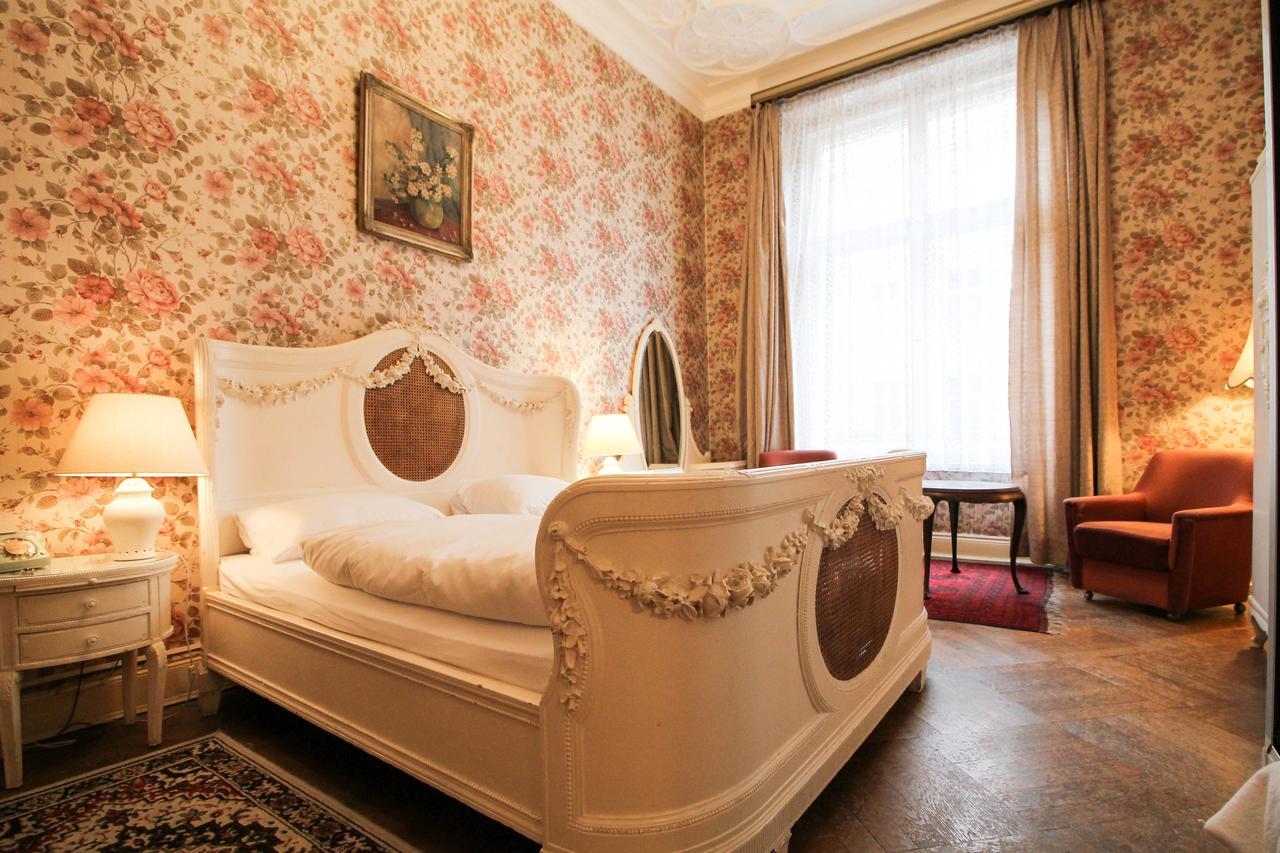 Hotel-pension Funk Am Kurfürstendamm 3*