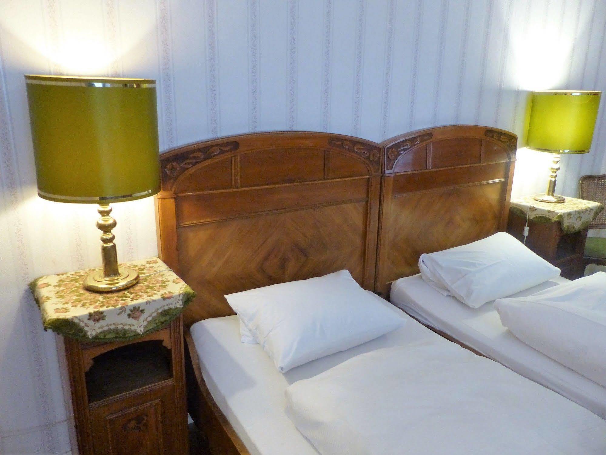 Hotel-pension Funk Am Kurfürstendamm