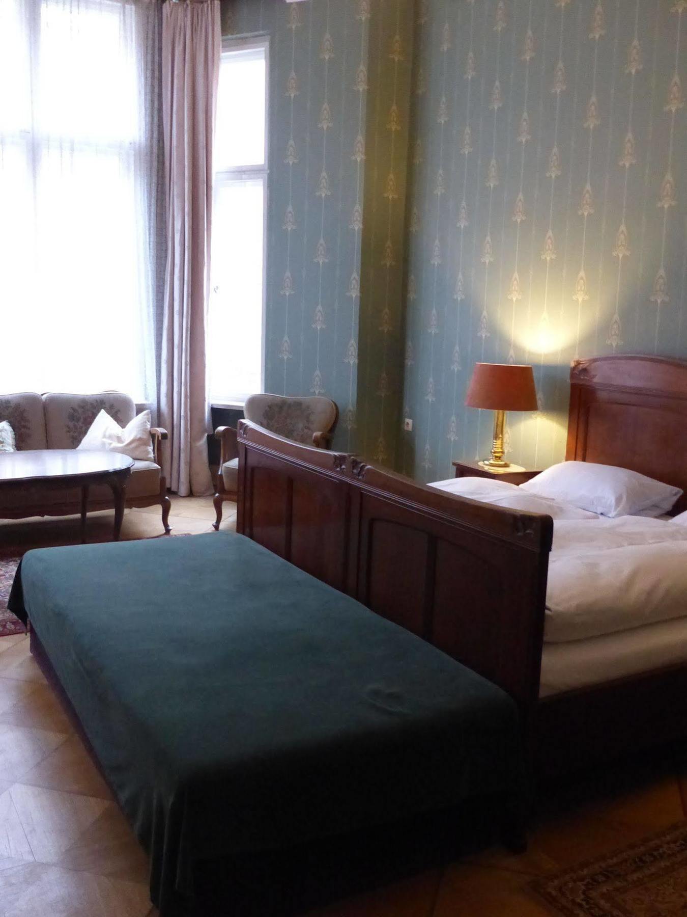 Hotel-pension Funk Am Kurfürstendamm 3*