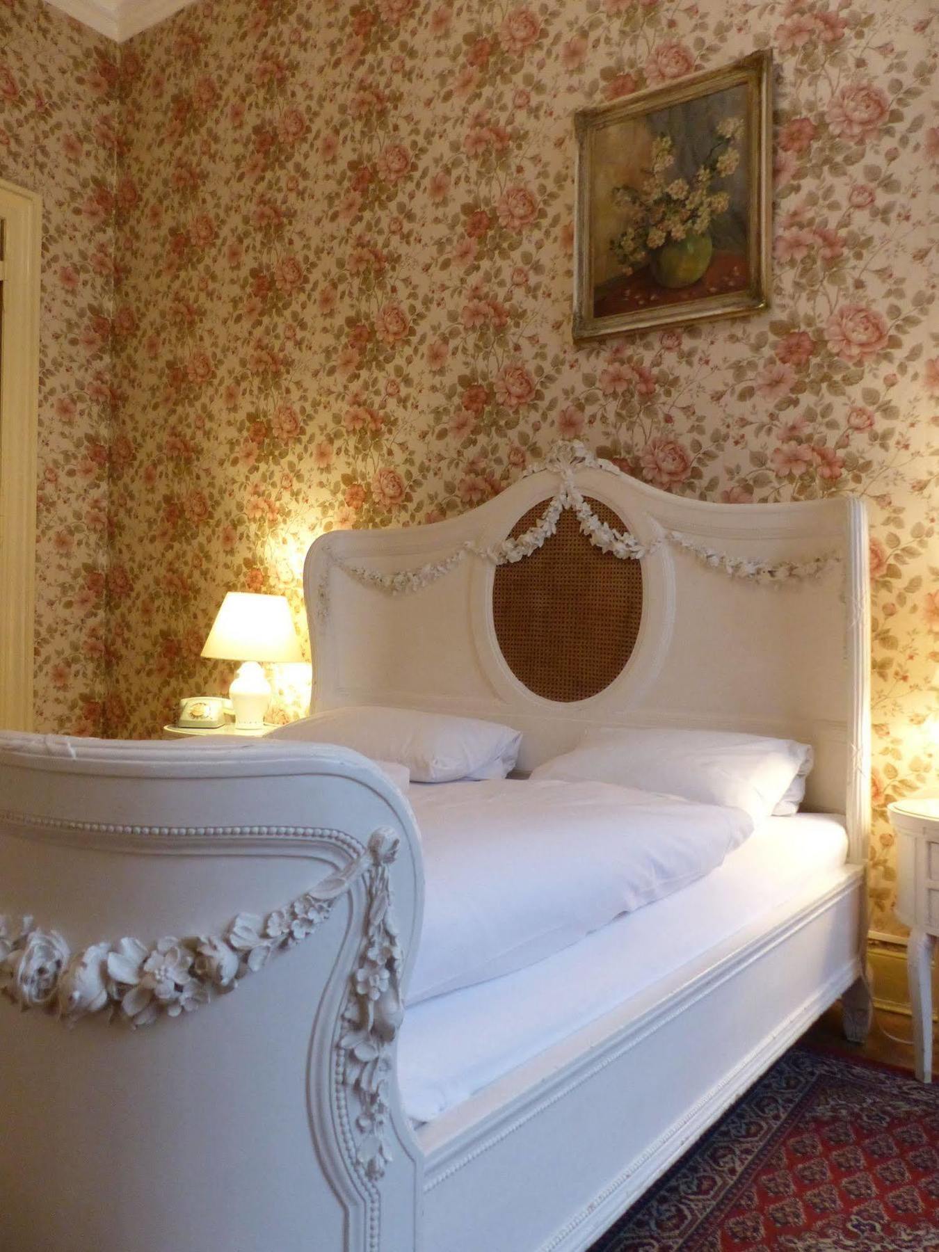 Hotel-pension Funk Am Kurfürstendamm 3* Berlin
